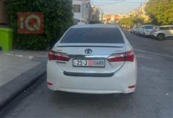 تۆیۆتا کۆرۆلا